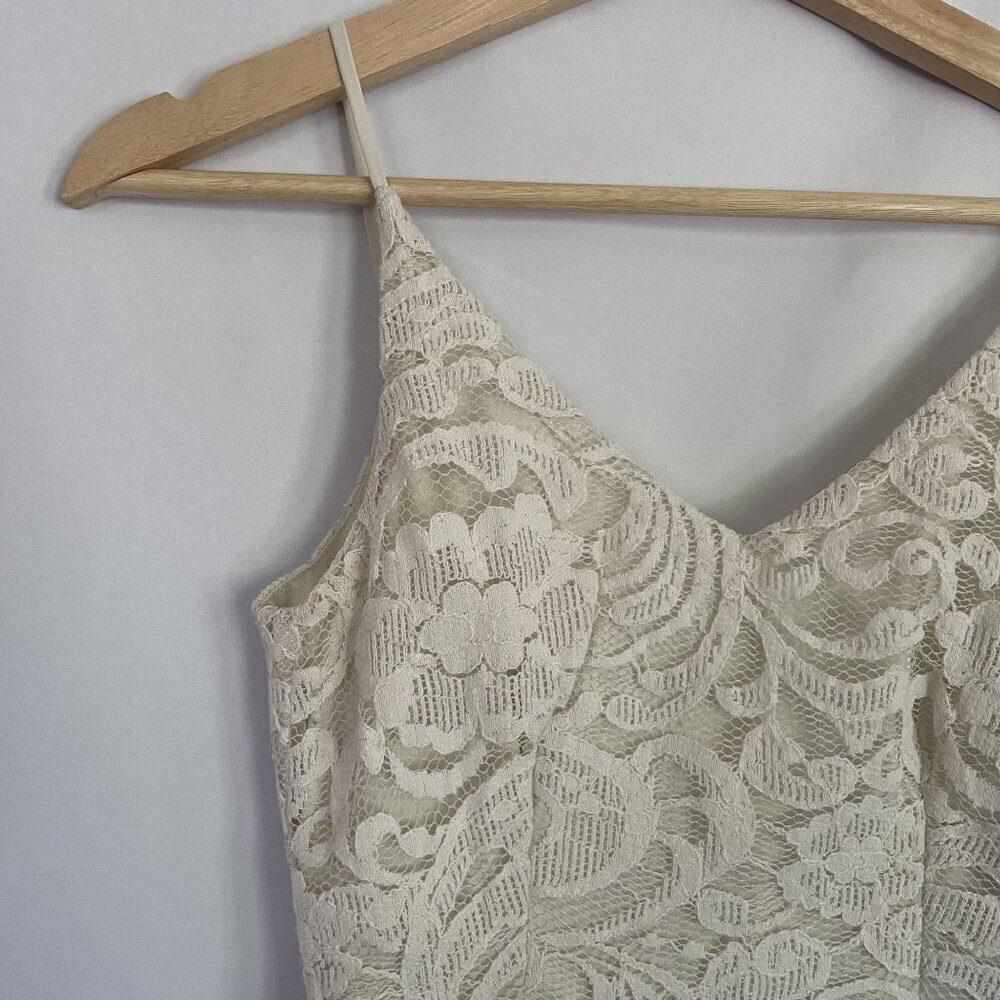 H&M white lace midi dress floral v-neck style comfortable low back summer dress - Picture 2 of 8
